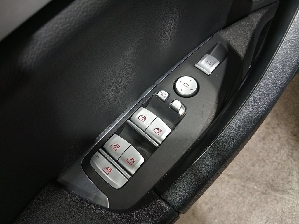 Used 2020 BMW X3 xDrive30i w/ Driving Assistance Package AWD/4WD image 18