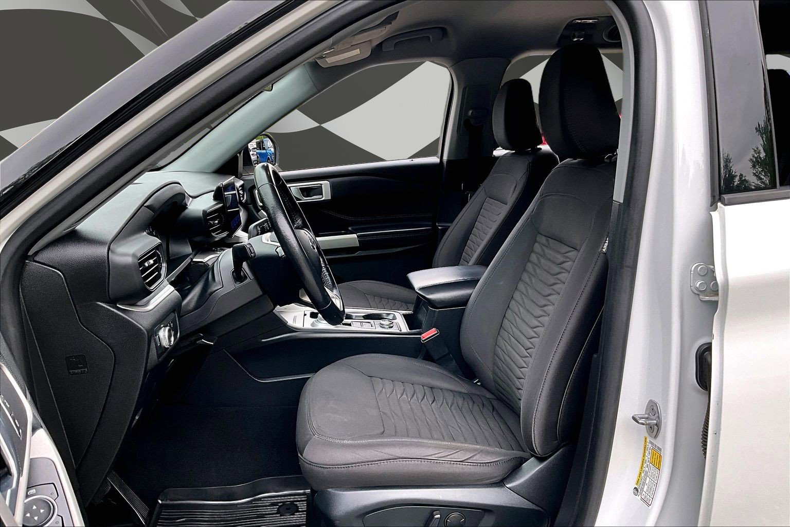 Certified 2021 Ford Explorer XLT AWD/4WD image 23