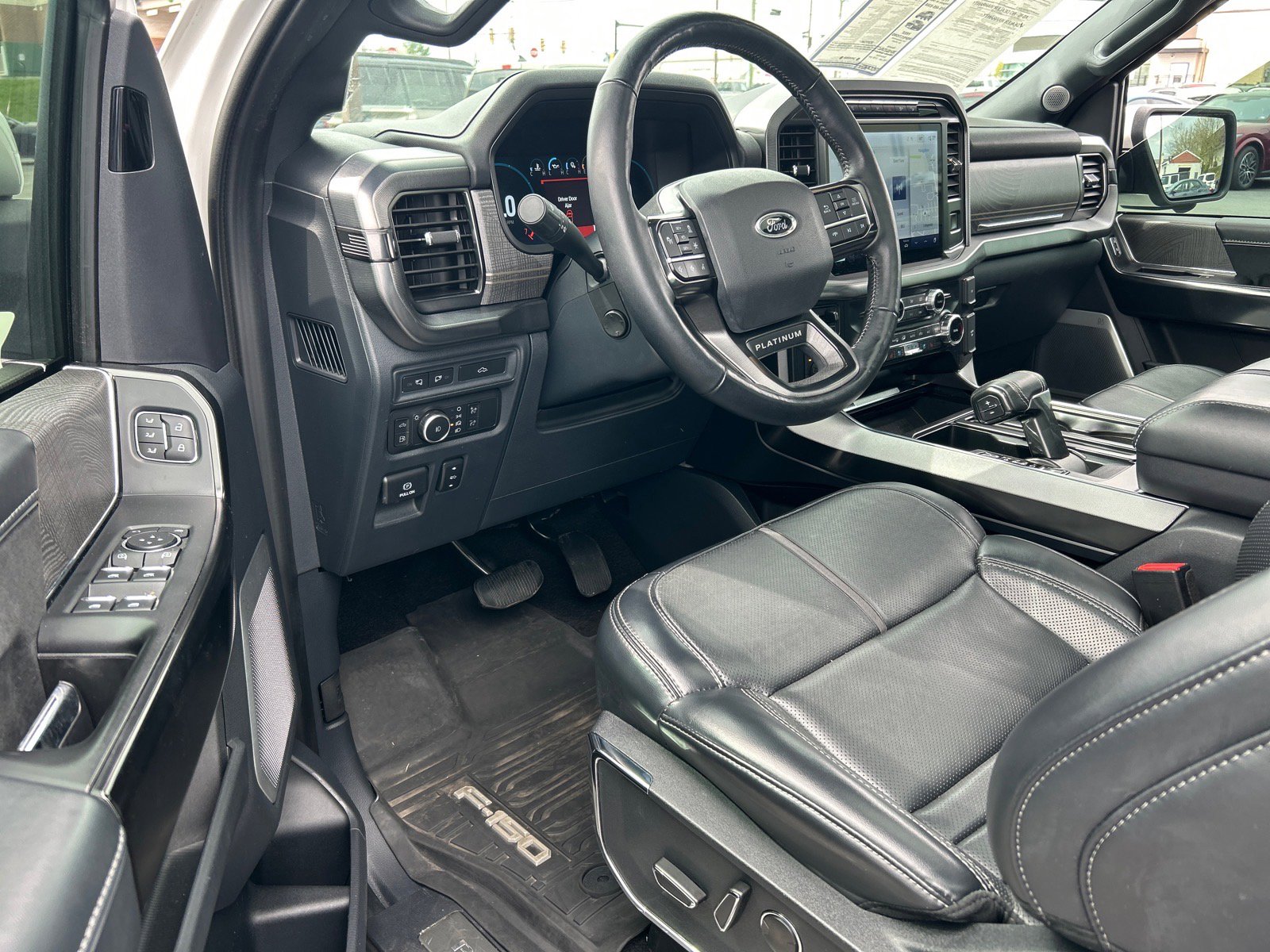 Certified 2022 Ford F150 Platinum w/ Equipment Group 701A High image 6