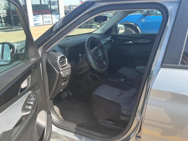 Used 2024 Chevrolet TrailBlazer LS w/ LS Convenience Package image 6