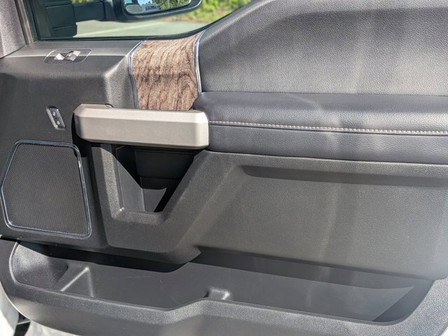 Certified 2019 Ford F250 Lariat w/ Lariat Ultimate Package AWD/4WD image 37