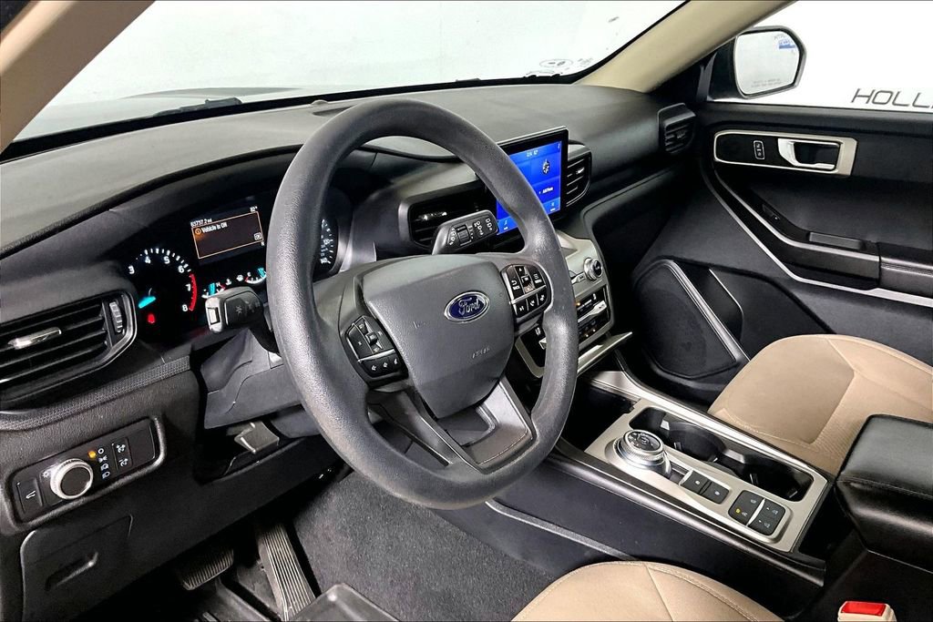 Certified 2021 Ford Explorer 2WD image 10