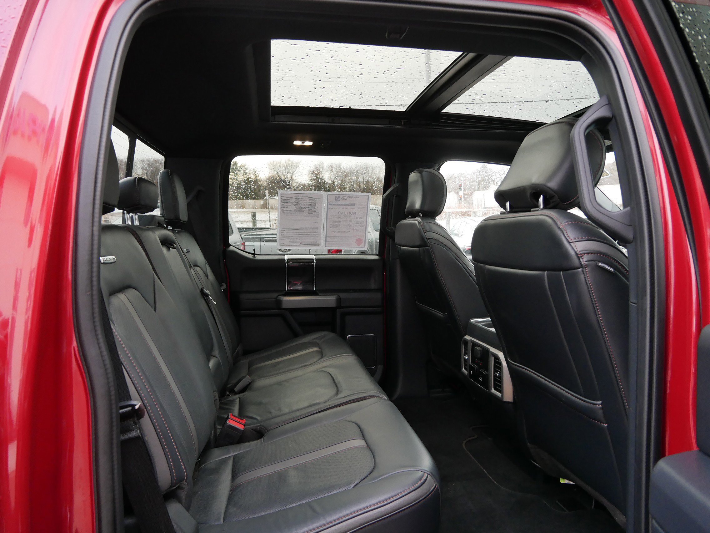 Certified 2022 Ford F350 Platinum w/ FX4 Off-Road Package image 27