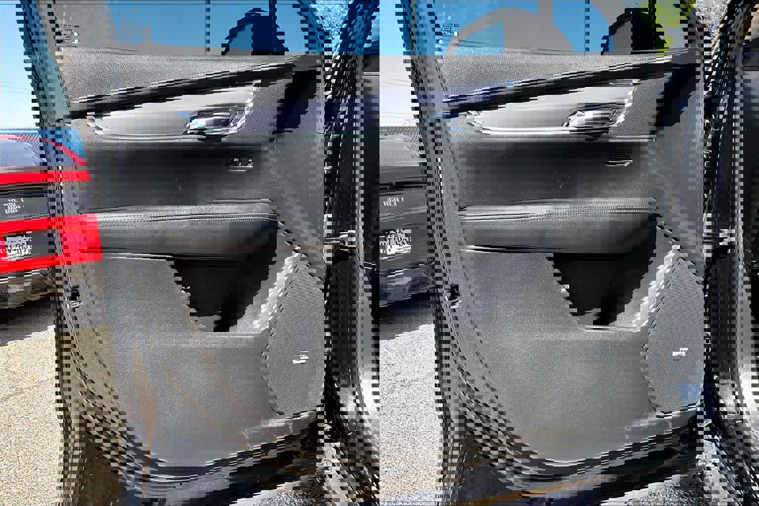 Used 2017 Cadillac XT5 Luxury w/ Driver Awareness Package image 21