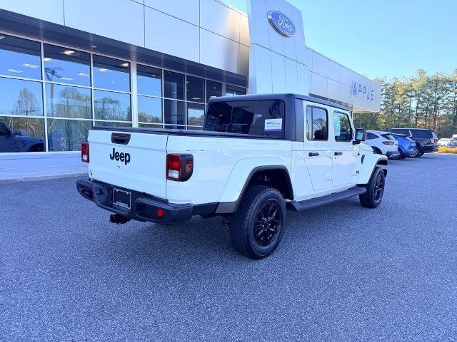 Used 2022 Jeep Gladiator Sport image 4