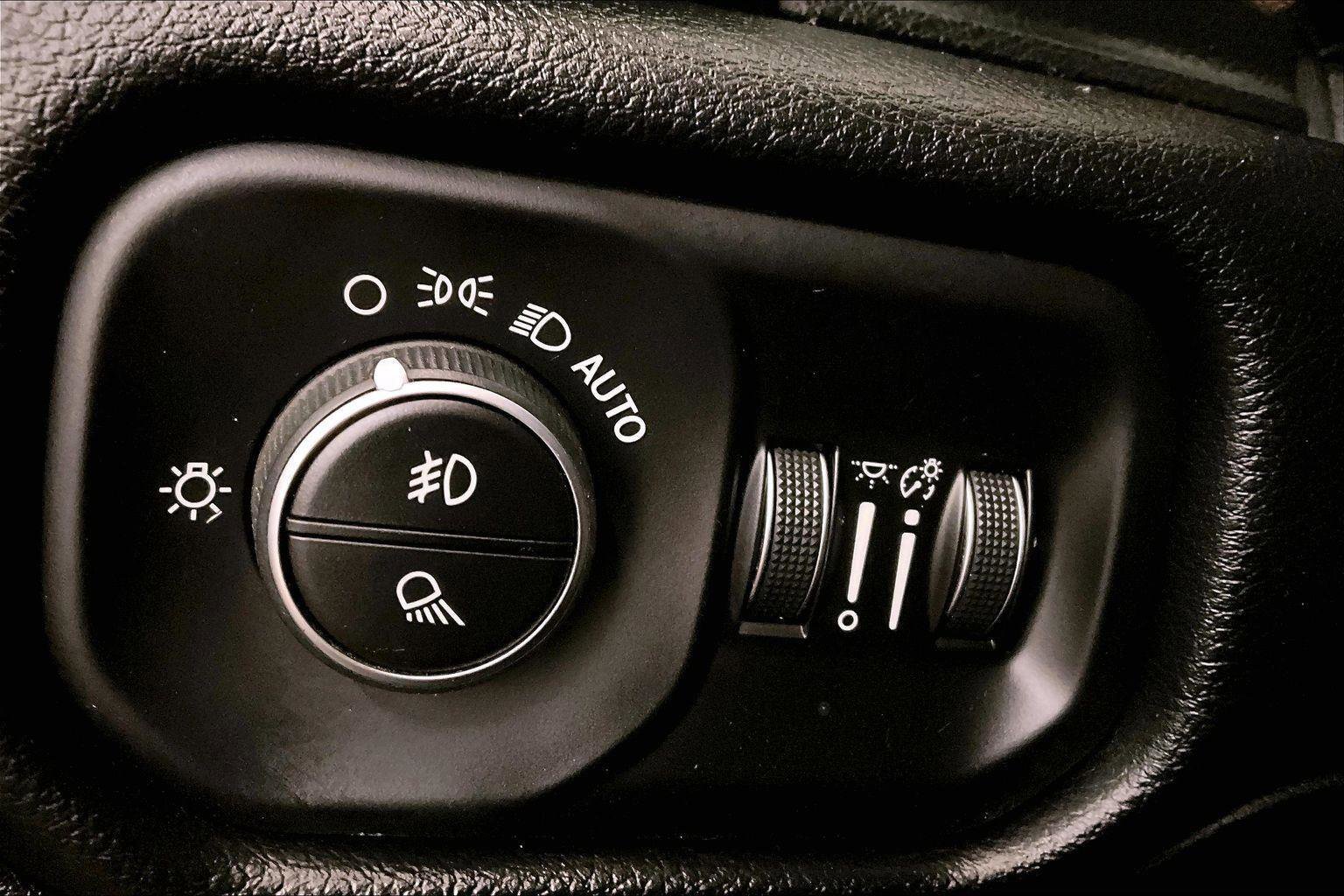 Used 2019 RAM 1500 Big Horn image 30