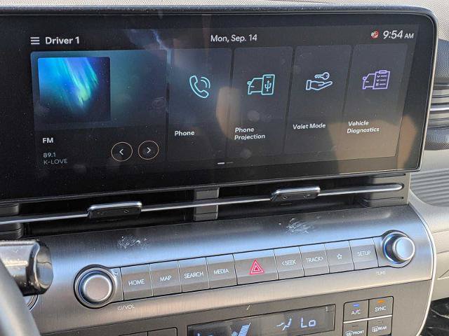 Used 2025 Hyundai Kona SEL AWD/4WD image 22