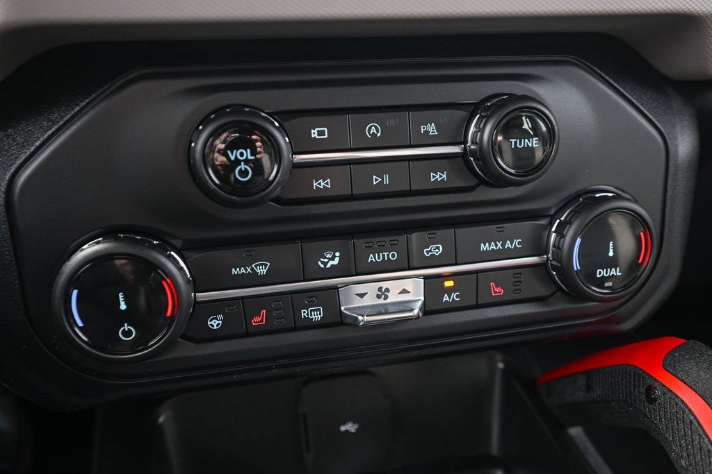 Certified 2022 Ford Bronco Wildtrak image 34