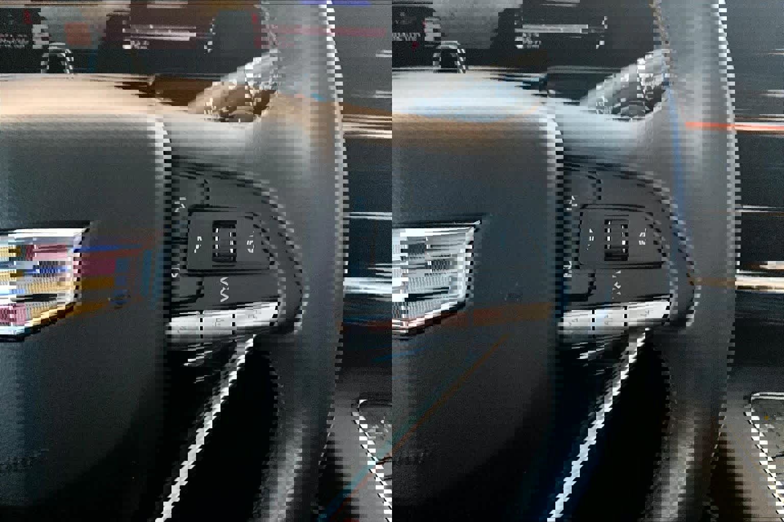 Used 2023 Cadillac Escalade ESV Premium Luxury image 25