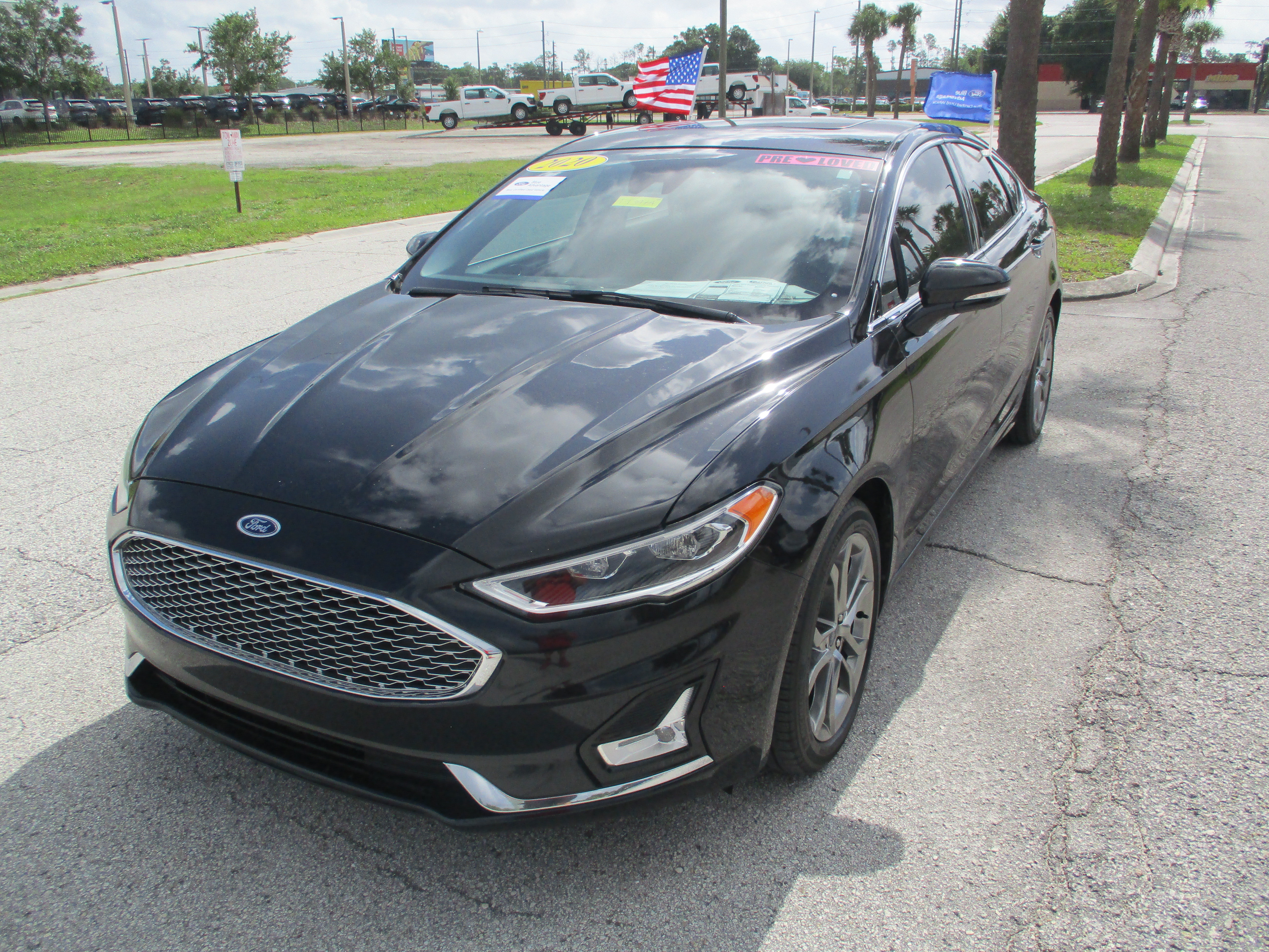 Certified 2020 Ford Fusion Titanium FWD image 3