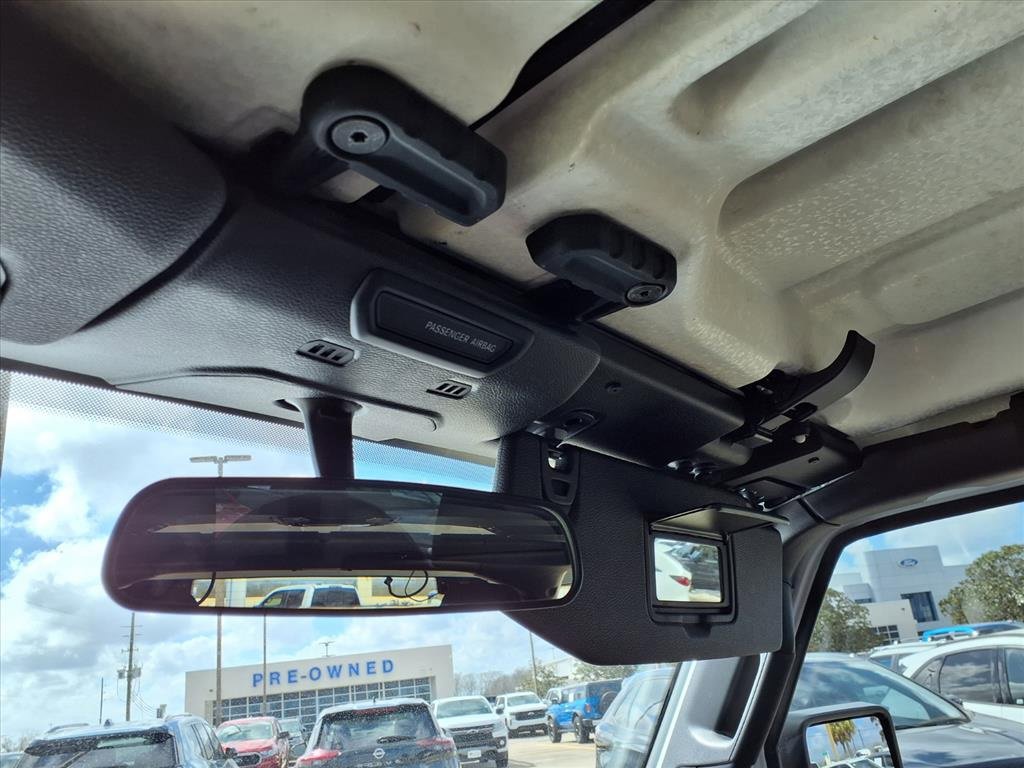 Used 2018 Jeep Wrangler Unlimited Sport image 22