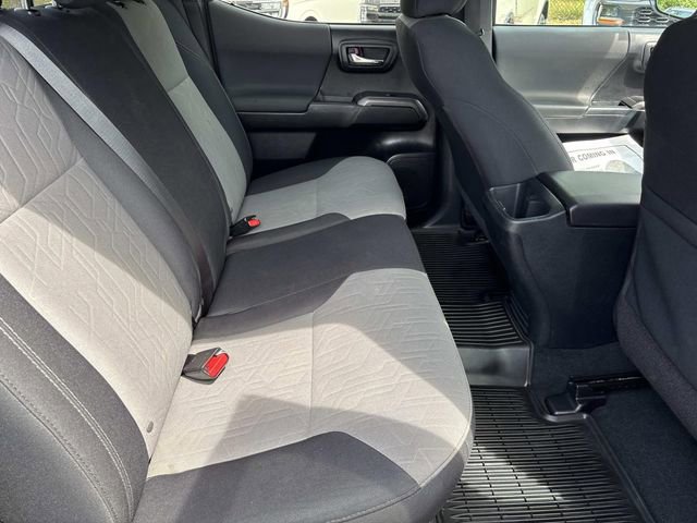 Used 2020 Toyota Tacoma TRD Sport AWD/4WD image 20