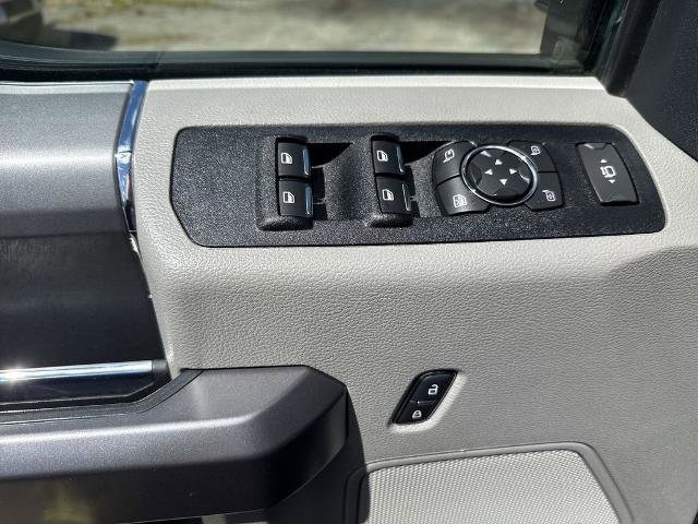 Certified 2022 Ford F250 XLT w/ Black Appearance Package AWD/4WD image 13