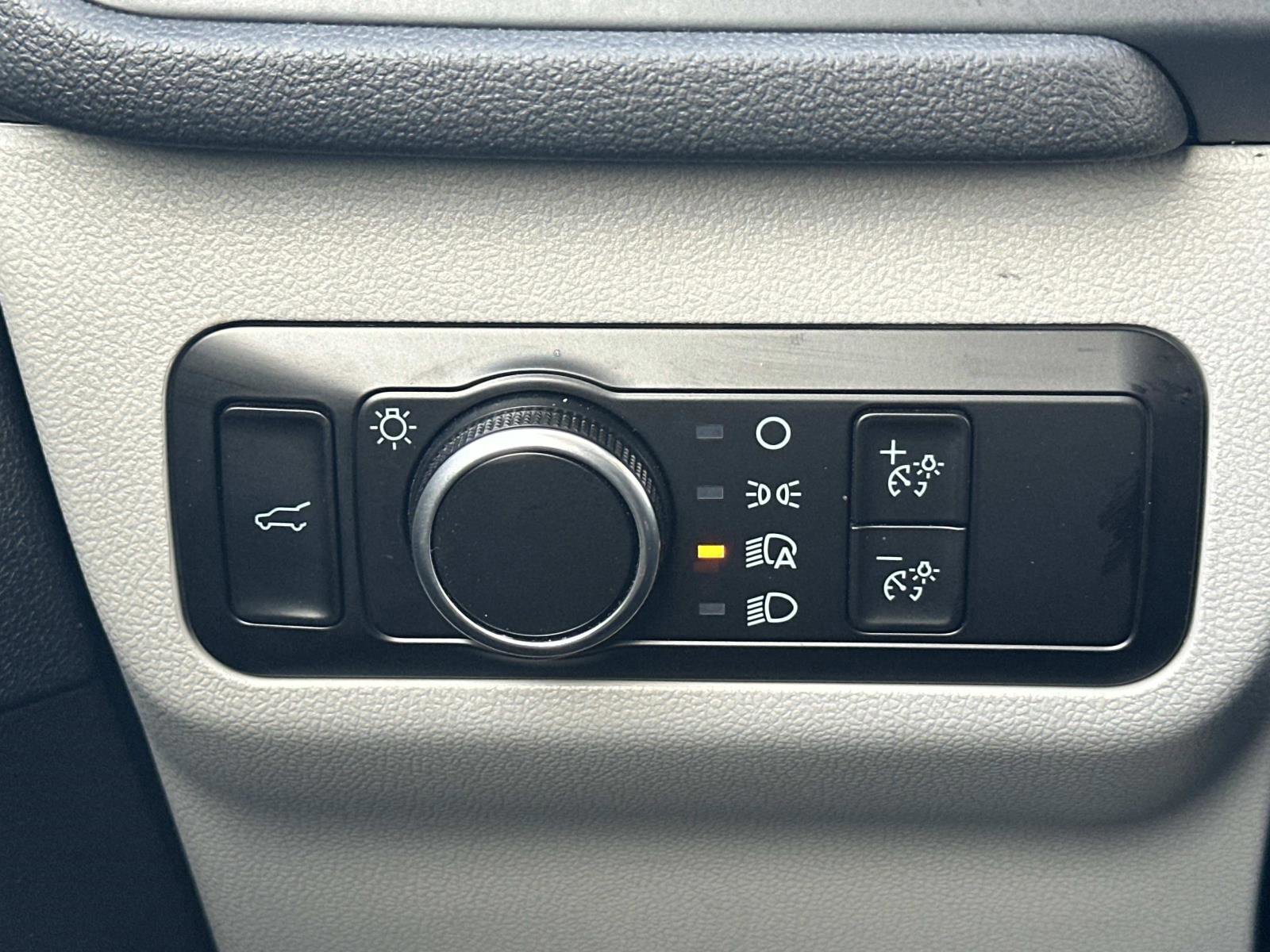 Certified 2023 Ford Escape Active w/ Cold Weather Package image 19