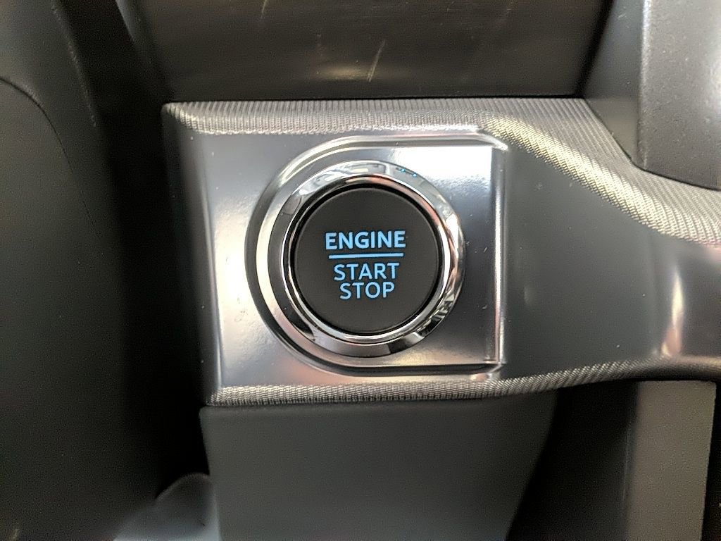 Certified 2025 Ford F150 Lariat w/ Equipment Group 501A Mid AWD/4WD image 28