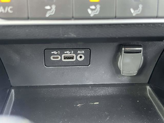 Used 2022 Nissan Altima 2.5 SV w/ SV Premium Package image 14