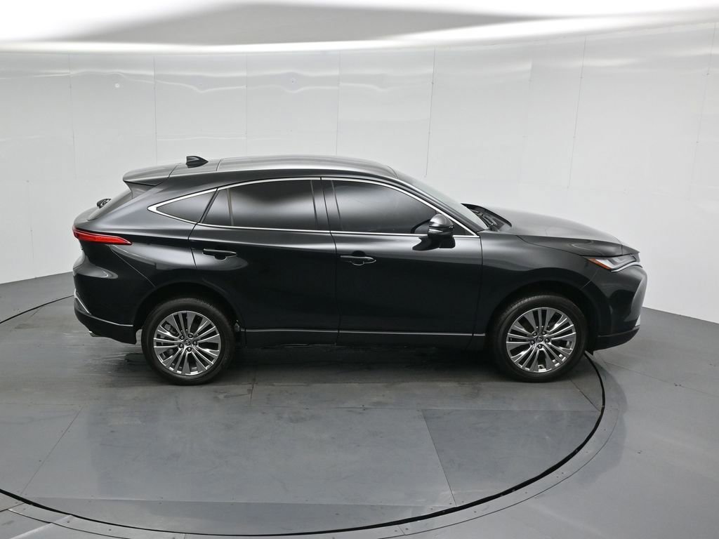 Used 2024 Toyota Venza Limited image 10