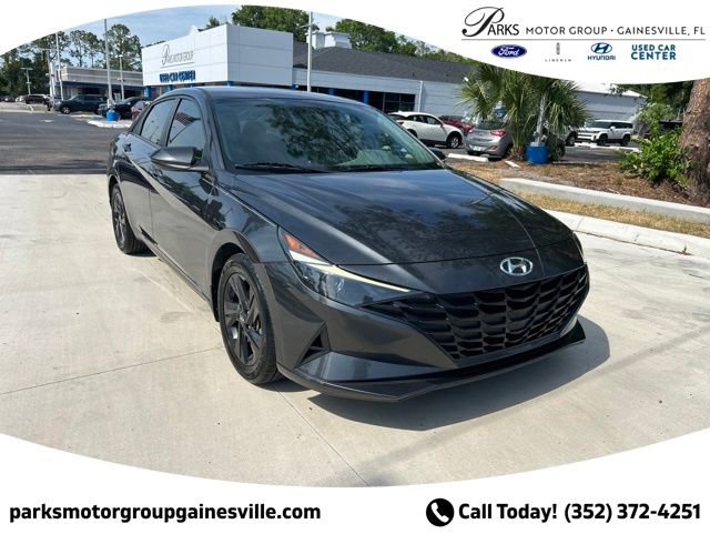 Used 2022 Hyundai Elantra SEL FWD image 1