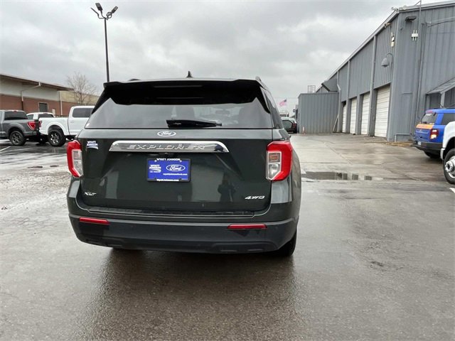 Certified 2023 Ford Explorer XLT image 4