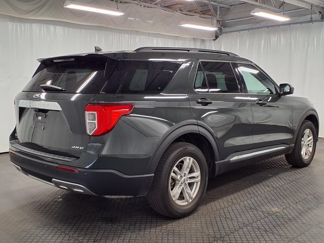 Certified 2023 Ford Explorer XLT w/ Equipment Group 202A AWD/4WD image 24
