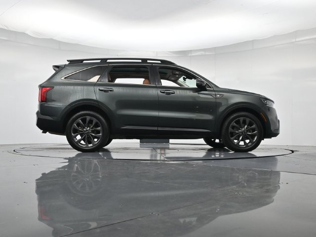 Used 2022 Kia Sorento SX Prestige w/ Rust Color Package AWD/4WD image 36