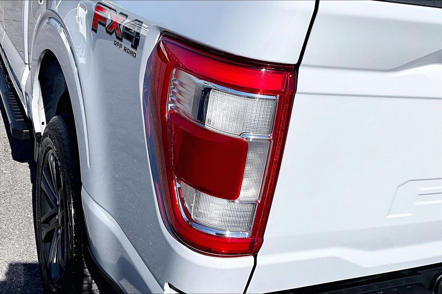 Certified 2023 Ford F150 Lariat AWD/4WD image 31