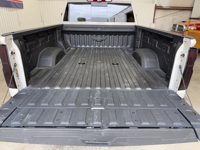 Used 2026 Chevrolet Silverado 2500 ZR2 w/ LPO, Dark Essentials Package AWD/4WD image 8