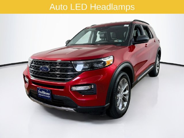 Certified 2023 Ford Explorer XLT w/ Equipment Group 202A AWD/4WD image 3