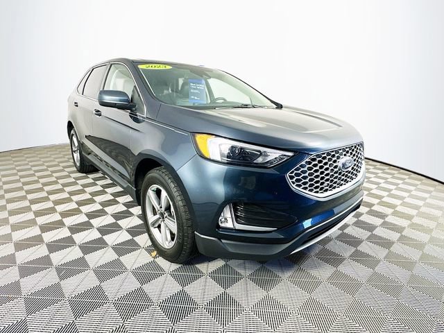 Certified 2023 Ford Edge SEL w/ Convenience Package AWD/4WD image 4