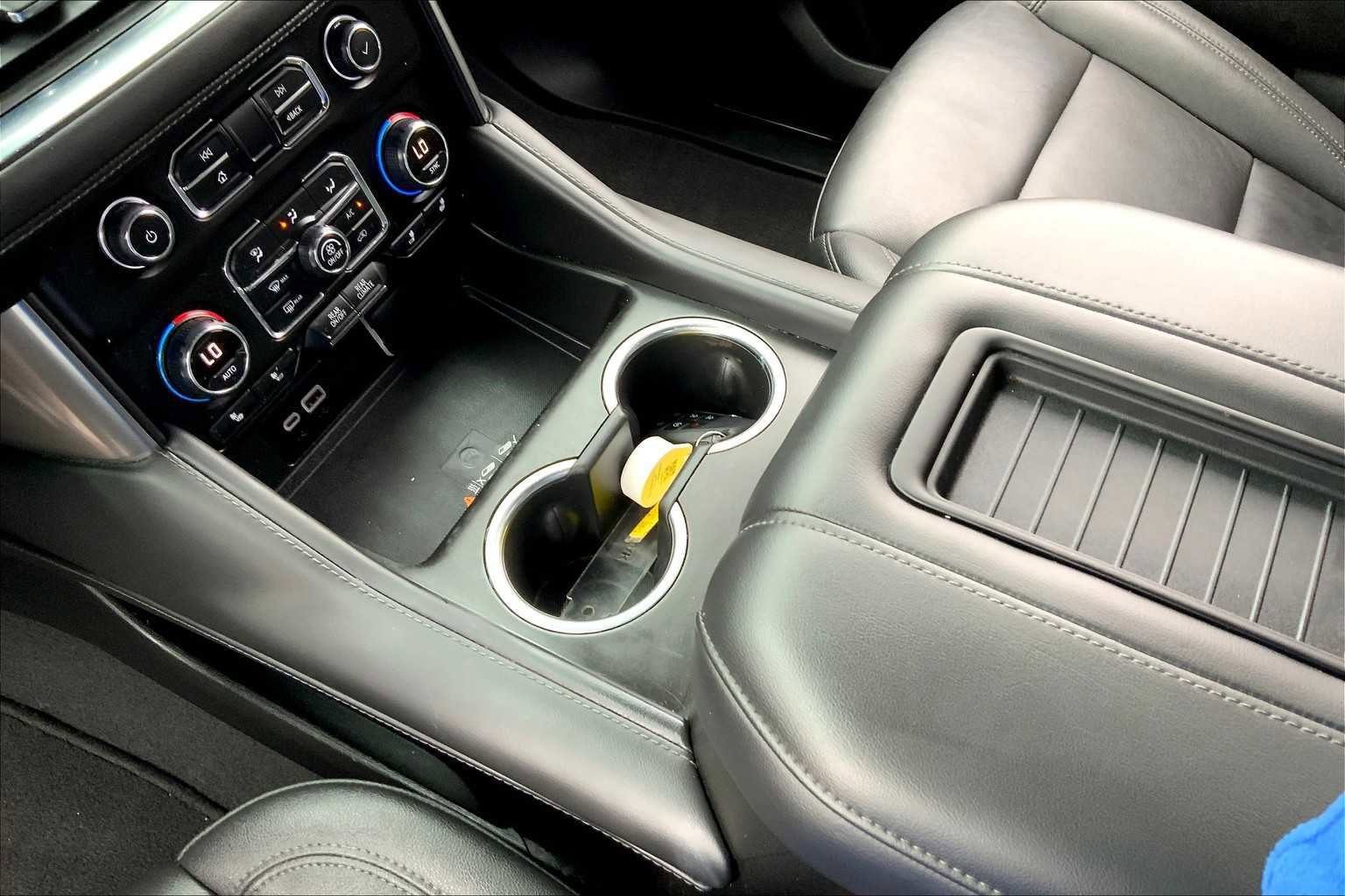 Used 2023 Chevrolet Tahoe Z71 w/ Luxury Package image 15