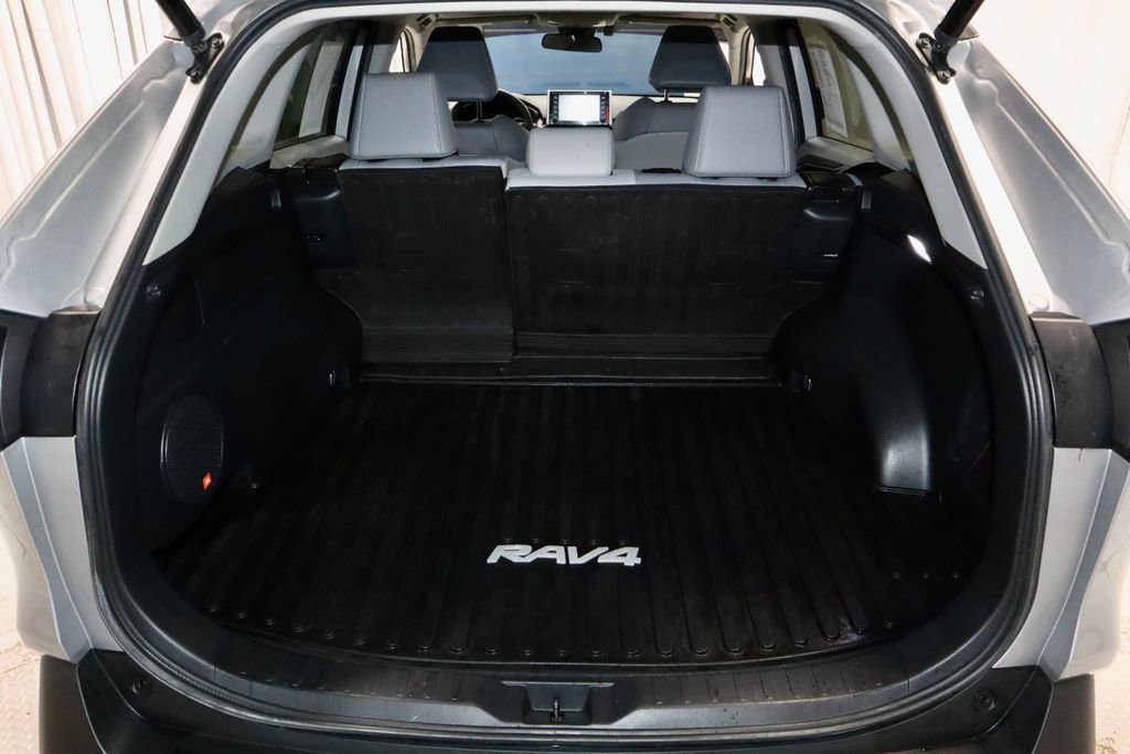 Used 2021 Toyota RAV4 XLE Premium AWD/4WD image 13