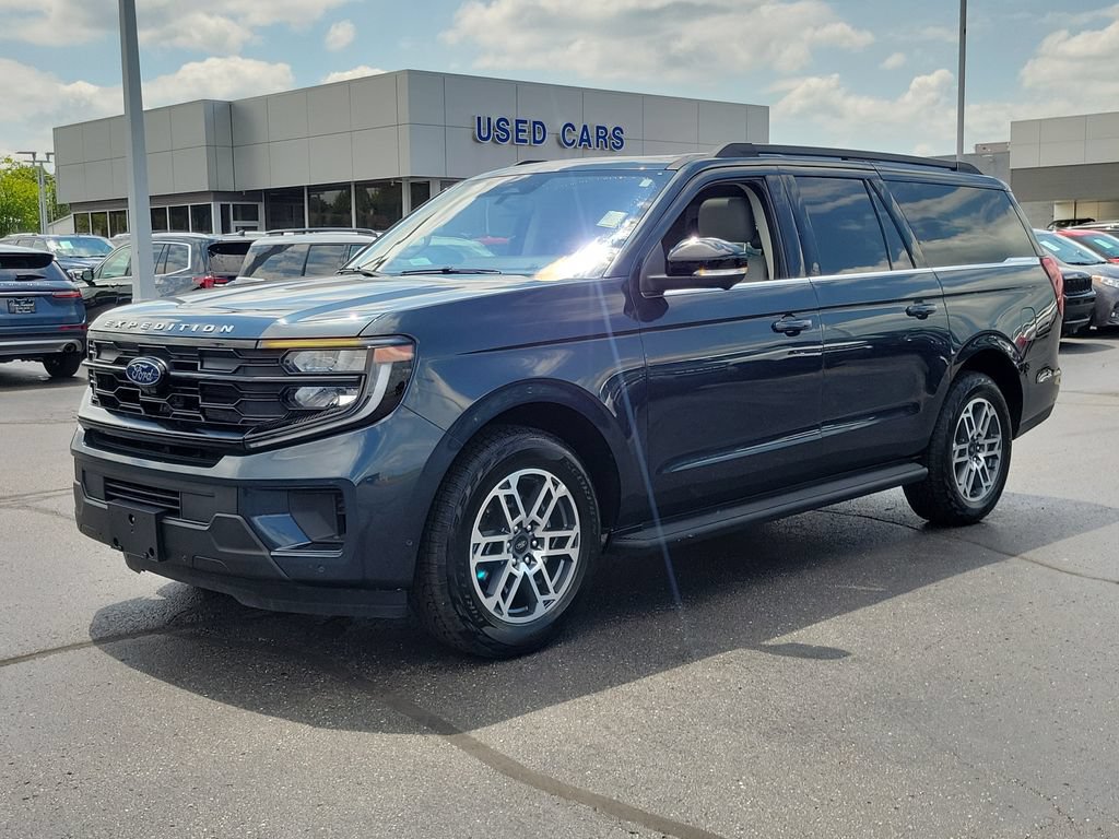 Certified 2025 Ford Expedition Max Active AWD/4WD image 8