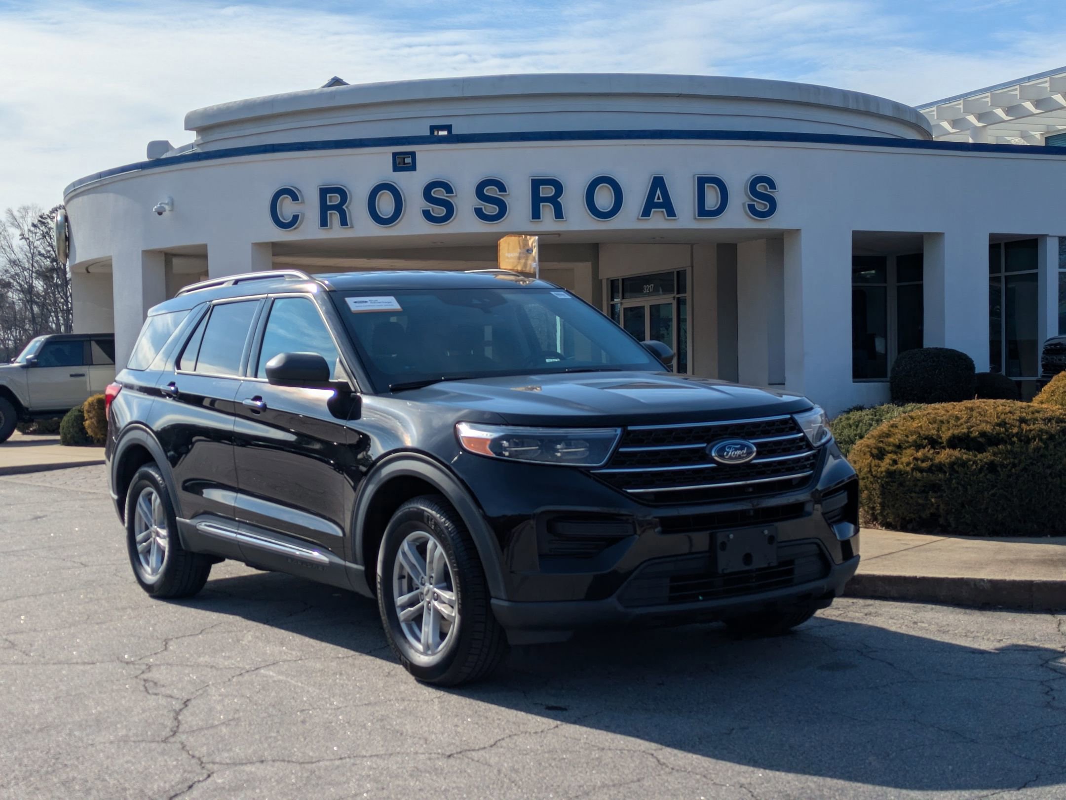 Certified 2022 Ford Explorer XLT image 5