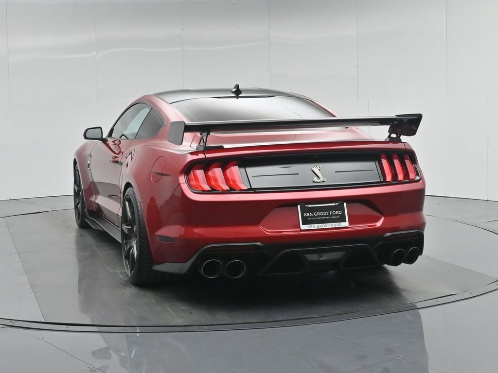 Certified 2021 Ford Mustang Shelby GT500 w/ Carbon Fiber Track Pack image 32