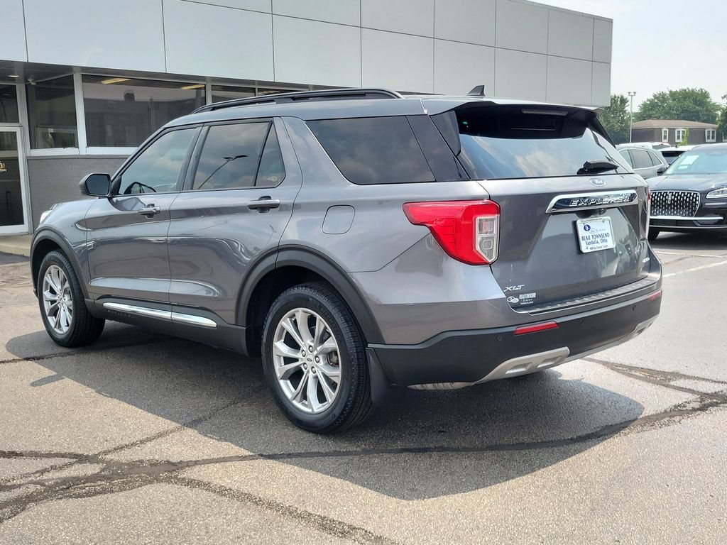 Certified 2023 Ford Explorer XLT w/ Equipment Group 202A AWD/4WD image 6