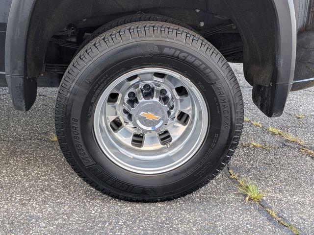 Used 2024 Chevrolet Silverado 3500 High Country w/ Technology Package AWD/4WD image 10