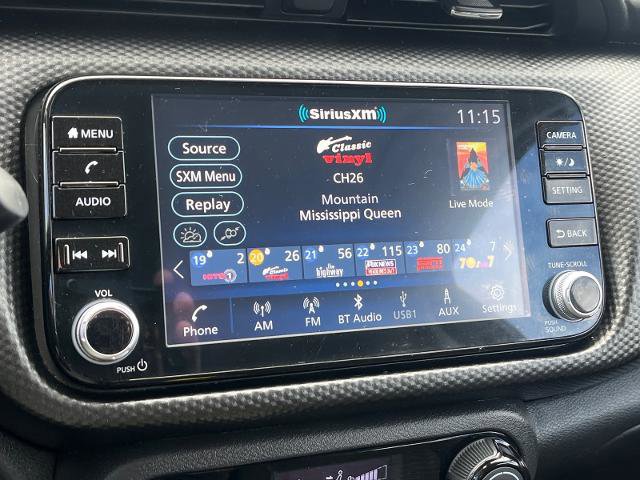 Used 2021 Nissan Kicks SV image 9