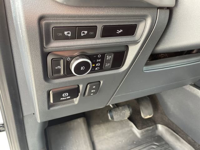 Certified 2023 Ford F150 Lariat w/ Equipment Group 502A High image 29