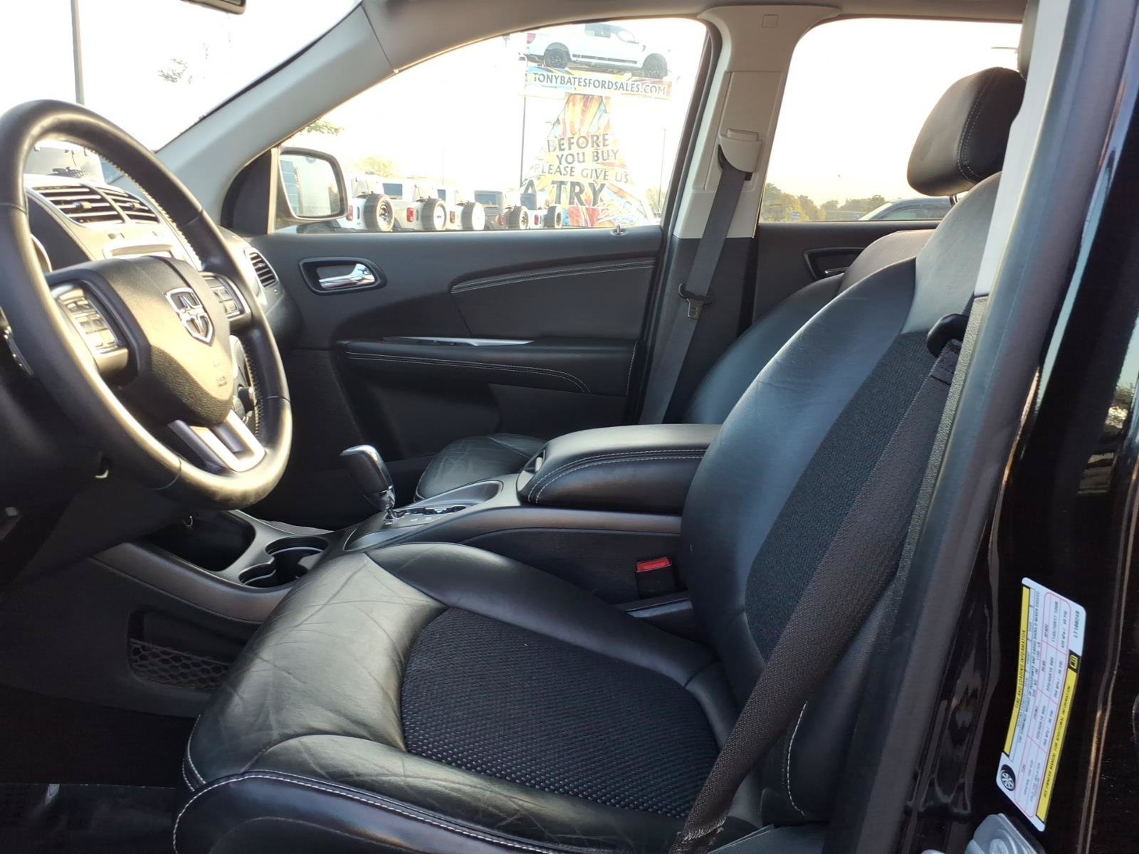 Used 2020 Dodge Journey Crossroad FWD image 10