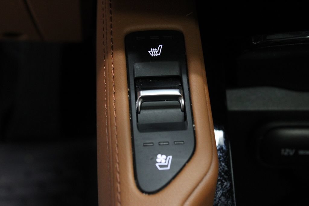Used 2024 Kia Telluride EX X-Line AWD/4WD image 5