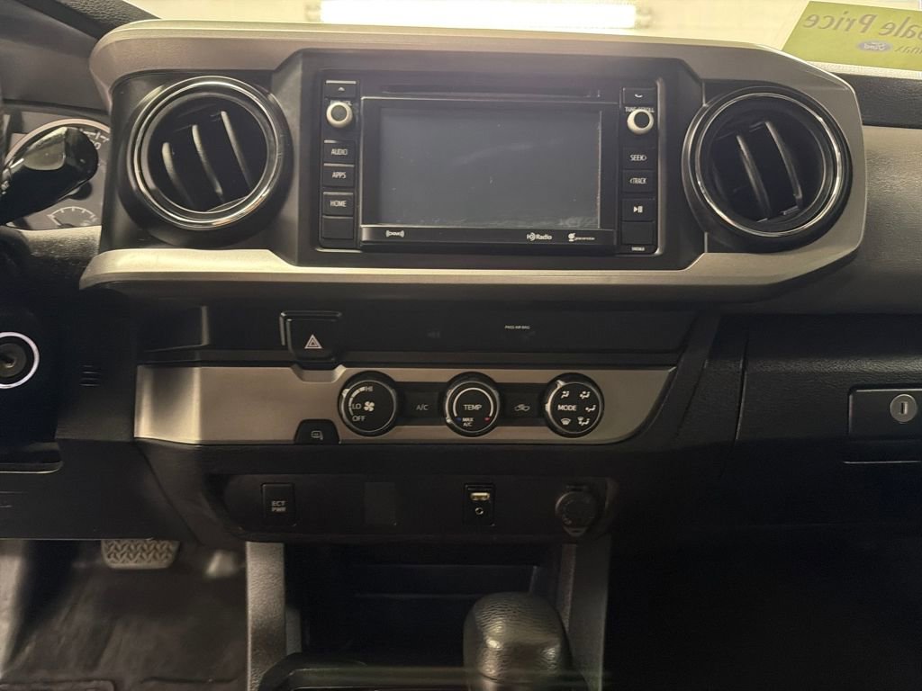 Used 2019 Toyota Tacoma 2WD Access Cab image 21