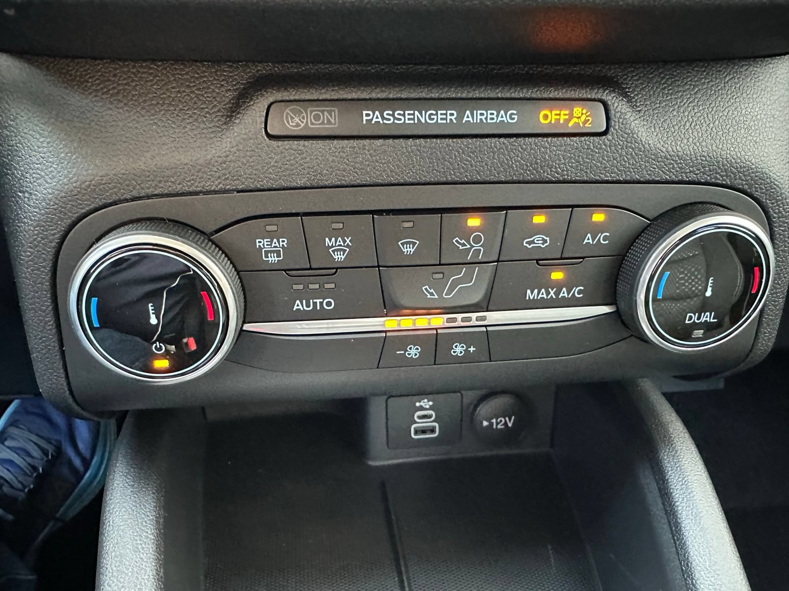 Certified 2025 Ford Escape Active FWD image 15