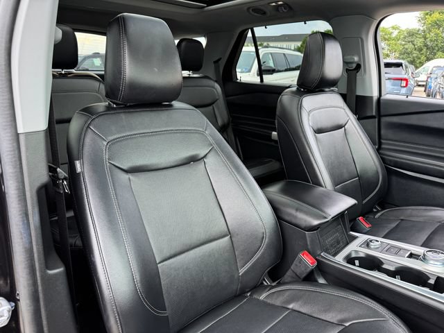Certified 2024 Ford Explorer Limited w/ Equipment Group 301A AWD/4WD image 21
