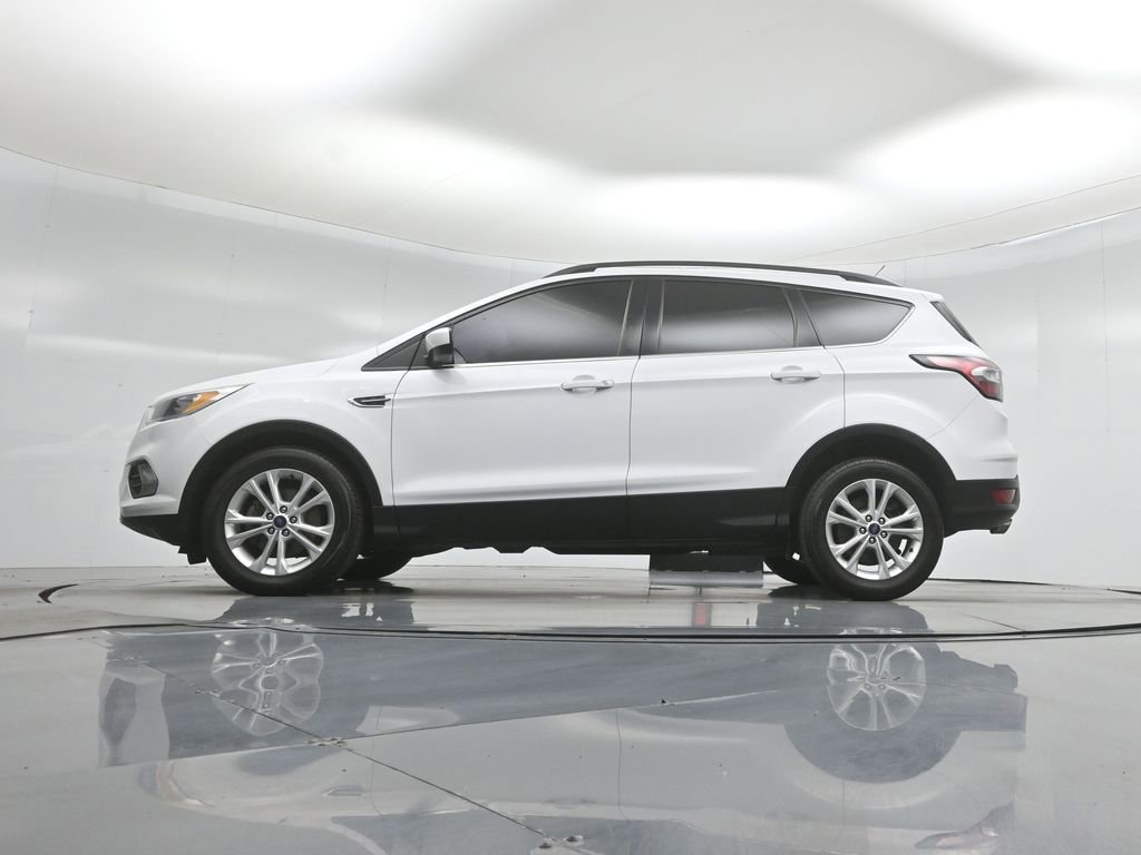 Certified 2018 Ford Escape SE FWD image 51