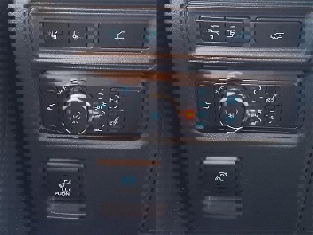 Certified 2022 Ford F150 XLT w/ Equipment Group 302A High image 24