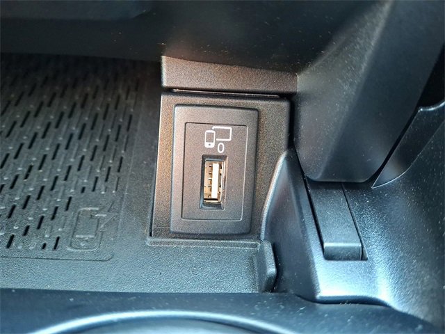 Used 2020 Mercedes-Benz C 300 4MATIC Sedan image 24