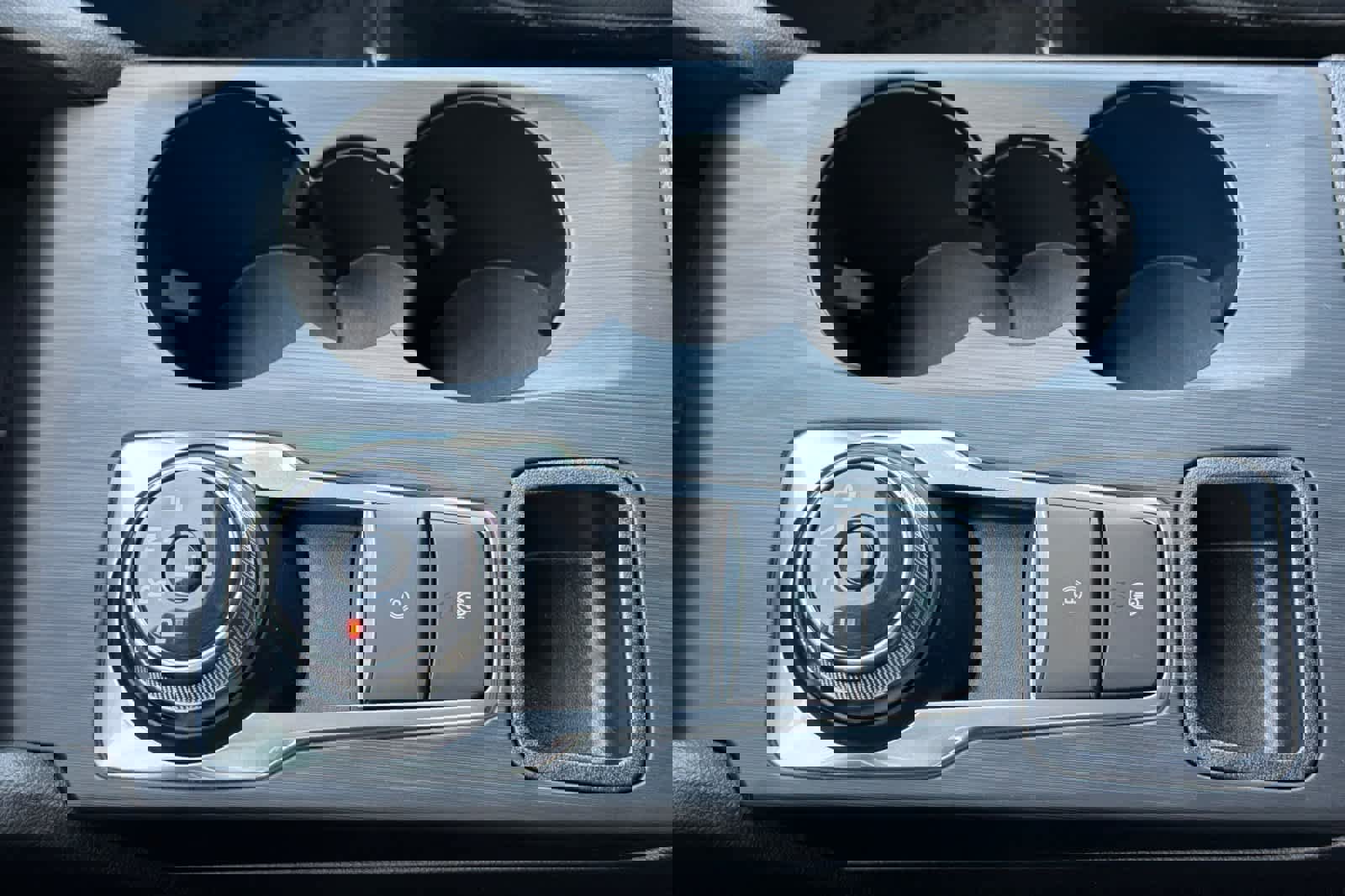 Certified 2025 Ford Escape Platinum image 22