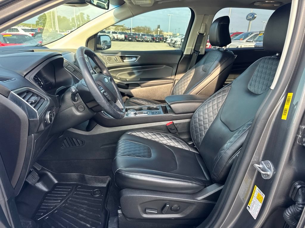 Certified 2023 Ford Edge Titanium w/ Equipment Group 301A AWD/4WD image 4