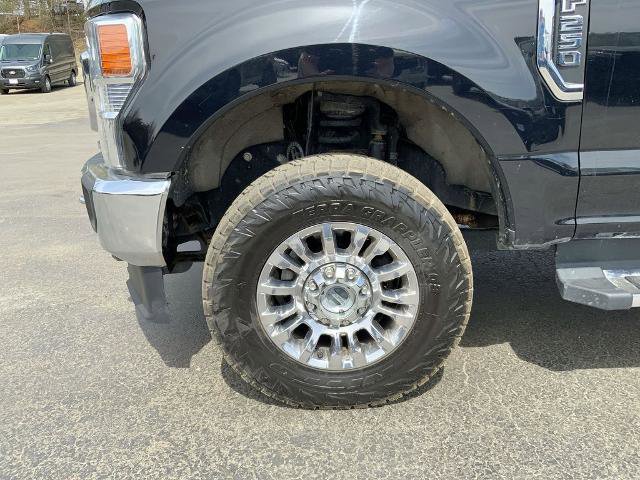 Certified 2022 Ford F250 XLT w/ XLT Premium Package AWD/4WD image 10