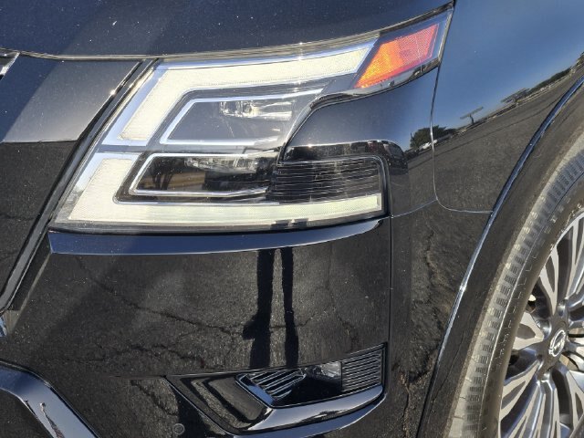 Used 2023 Nissan Armada SL w/ Midnight Edition Package AWD/4WD image 8